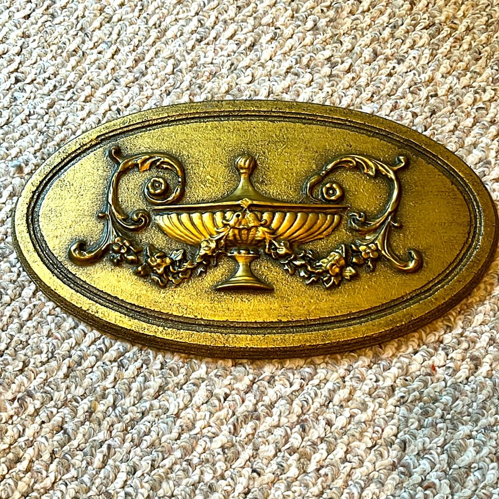 Gorgeous gold plaque